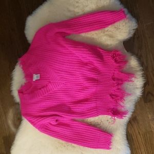 HOT PINK 🔥 distressed sweater M